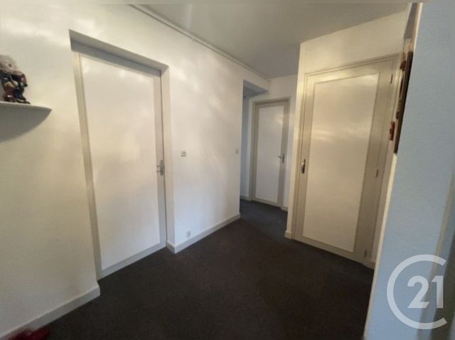 Appartement F3 &agrave; louer - 3 pi&egrave;ces - 87,56 m2 - Remiremont - 88 - LORRAINE