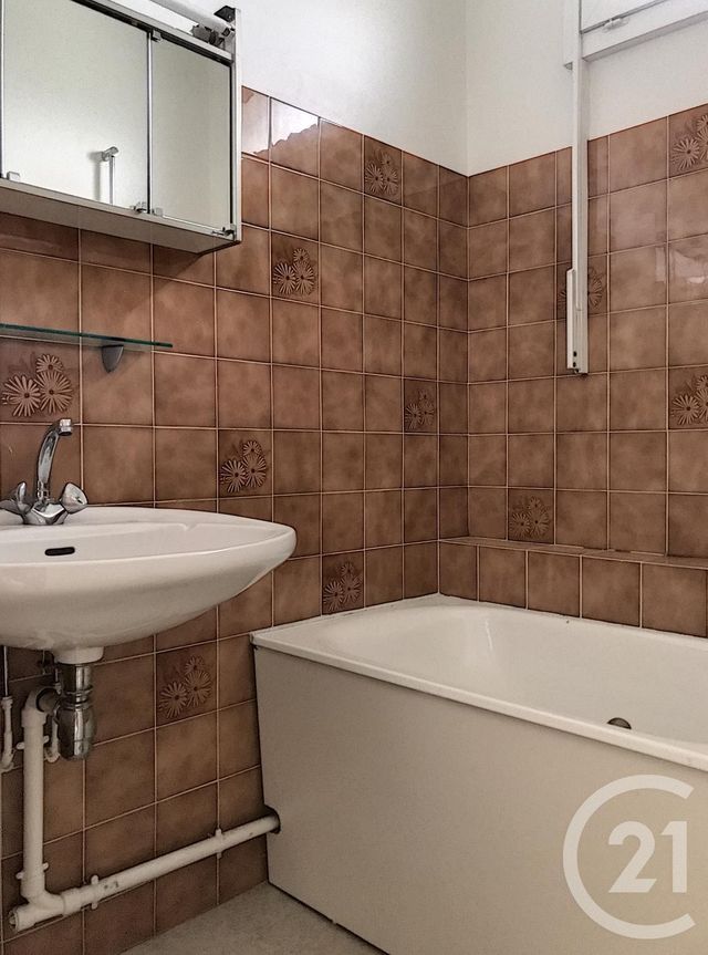 Appartement F3 à vendre - 3 pièces - 68 m2 - Le Thillot - 88 - LORRAINE