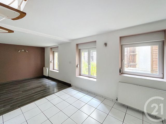 Appartement F4 à vendre - 5 pièces - 88,54 m2 - Remiremont - 88 - LORRAINE