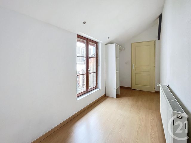 Appartement F4 à vendre - 5 pièces - 88,54 m2 - Remiremont - 88 - LORRAINE