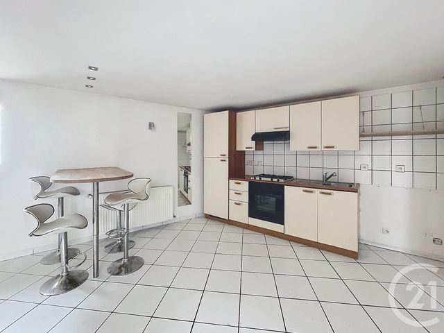 Appartement F4 à vendre - 5 pièces - 88,54 m2 - Remiremont - 88 - LORRAINE