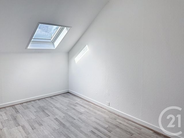 Appartement F1 à louer - 1 pièce - 31,36 m2 - Remiremont - 88 - LORRAINE