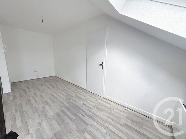 Appartement F1 à louer - 2 pièces - 27,99 m2 - Remiremont - 88 - LORRAINE