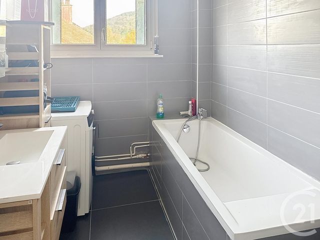 Appartement à vendre - 4 pièces - 74,52 m2 - Remiremont - 88 - LORRAINE