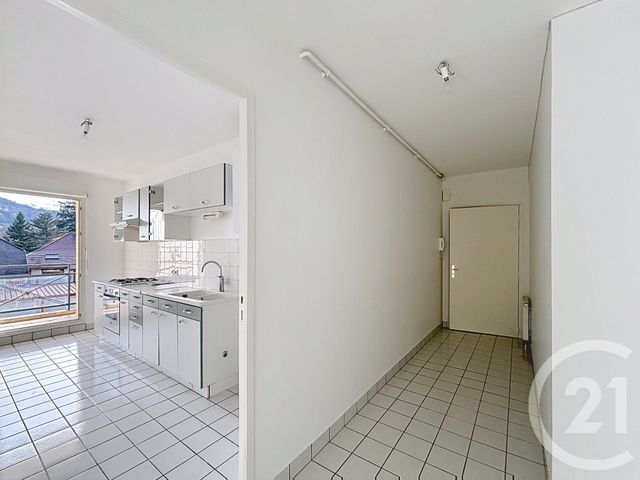 Appartement F3 à louer - 3 pièces - 70 m2 - Remiremont - 88 - LORRAINE