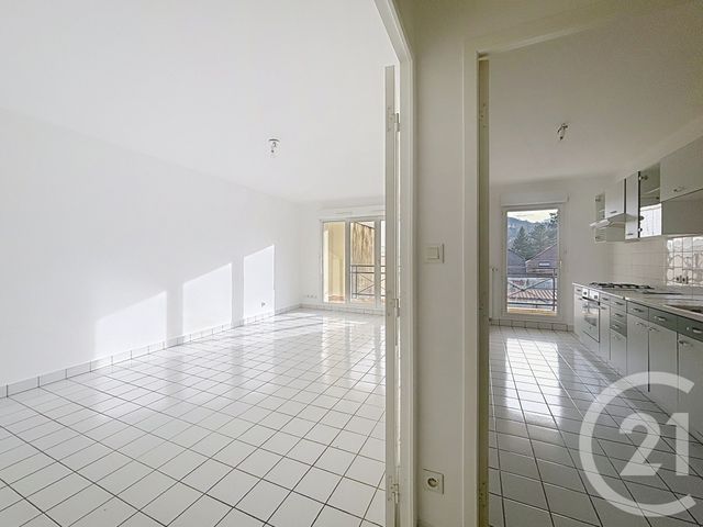 Appartement F3 à louer - 3 pièces - 70 m2 - Remiremont - 88 - LORRAINE