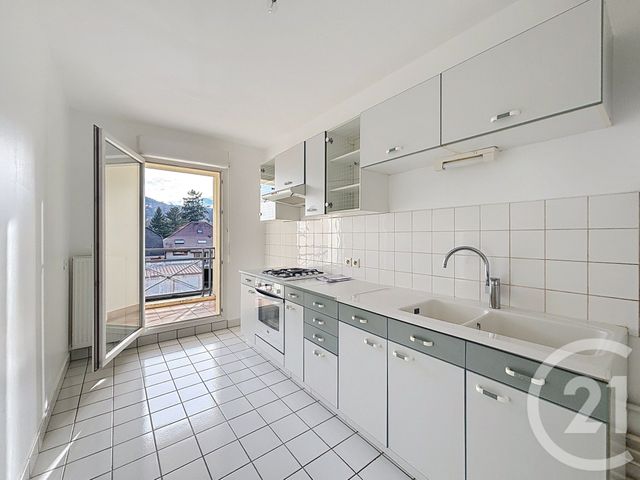 Appartement F3 à louer - 3 pièces - 70 m2 - Remiremont - 88 - LORRAINE