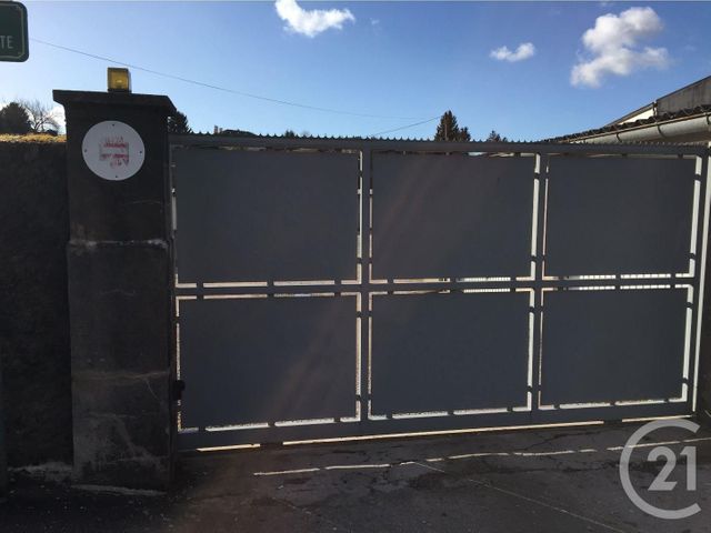 Parking à louer - 12 m2 - Remiremont - 88 - LORRAINE