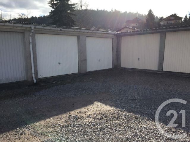 Parking à louer - 12 m2 - Remiremont - 88 - LORRAINE