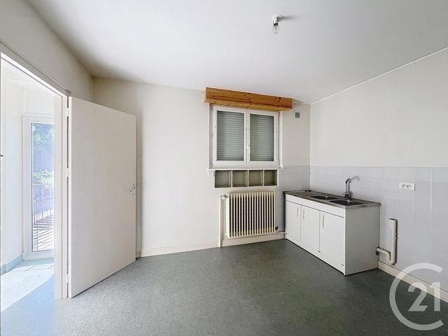 Appartement F3 à louer - 3 pièces - 84,05 m2 - Fougerolles - 70 - FRANCHE-COMTE