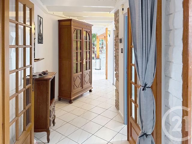 Appartement F4 à vendre - 5 pièces - 106,40 m2 - Remiremont - 88 - LORRAINE