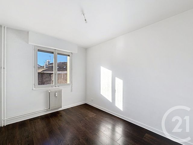 Appartement F3 &agrave; louer - 3 pi&egrave;ces - 65 m2 - Remiremont - 88 - LORRAINE