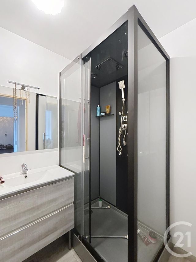 Appartement F3 à louer - 3 pièces - 65 m2 - Remiremont - 88 - LORRAINE