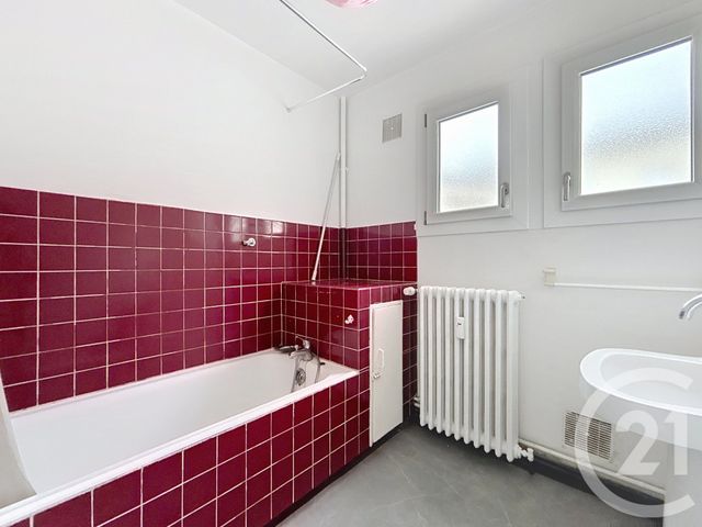 Appartement F2 à louer - 2 pièces - 56,17 m2 - Remiremont - 88 - LORRAINE