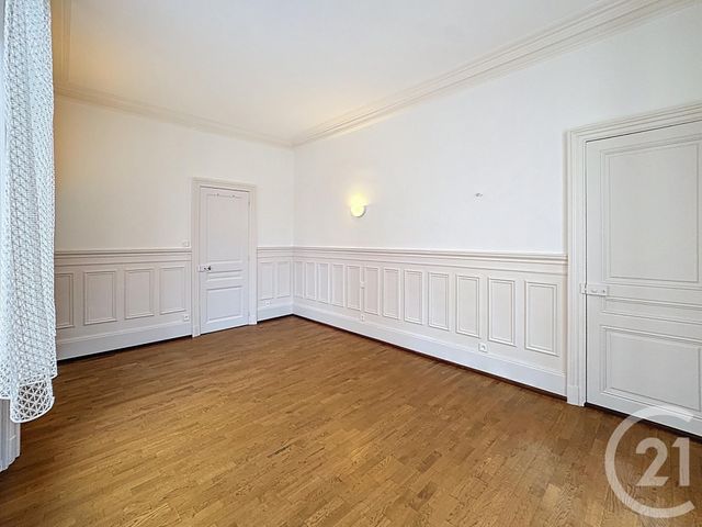 Appartement F4 à louer - 4 pièces - 178,52 m2 - Remiremont - 88 - LORRAINE