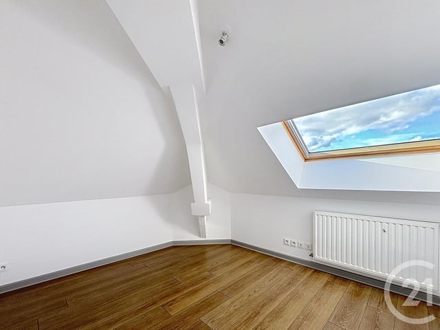 Appartement F5 &agrave; louer - 5 pi&egrave;ces - 91 m2 - Le Thillot - 88 - LORRAINE