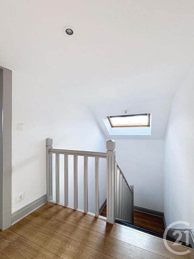 Appartement F5 &agrave; louer - 5 pi&egrave;ces - 91 m2 - Le Thillot - 88 - LORRAINE