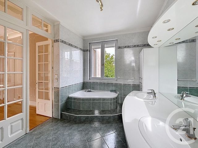 Maison à vendre - 7 pièces - 273,32 m2 - Remiremont - 88 - LORRAINE