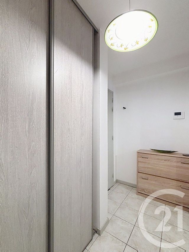 Appartement Studio &agrave; louer - 1 pi&egrave;ce - 33,06 m2 - Remiremont - 88 - LORRAINE