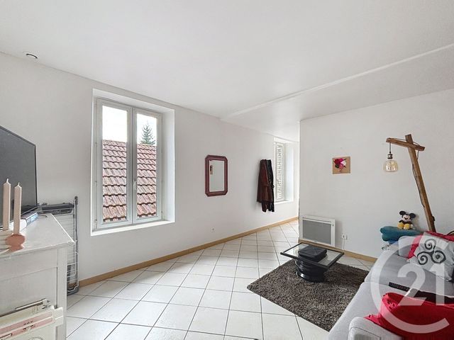Appartement F2 &agrave; louer - 2 pi&egrave;ces - 35,67 m2 - Remiremont - 88 - LORRAINE