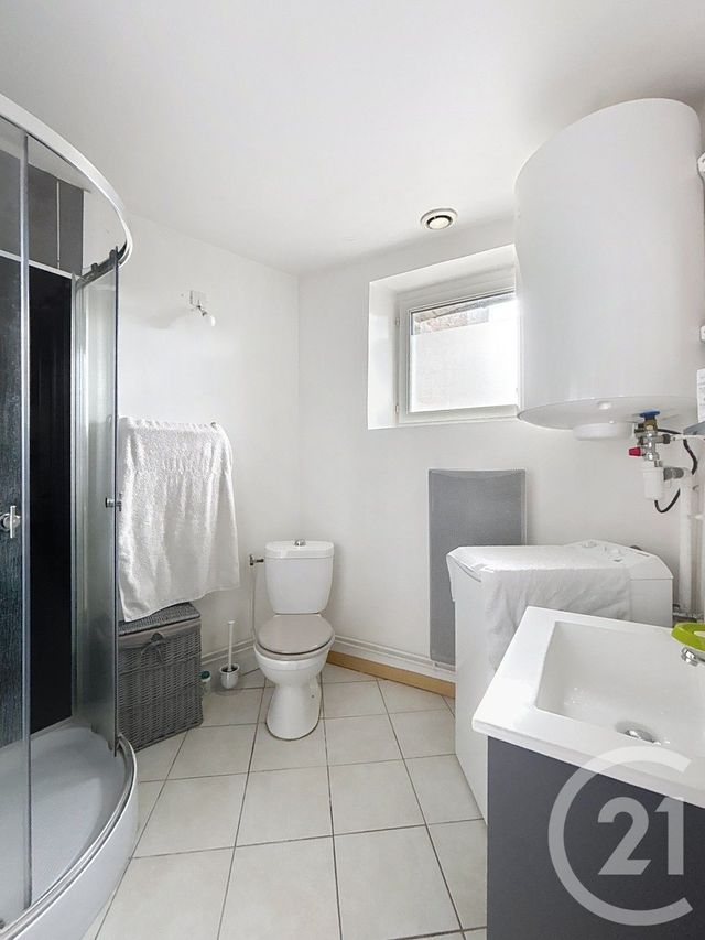 Appartement F2 &agrave; louer - 2 pi&egrave;ces - 35,67 m2 - Remiremont - 88 - LORRAINE