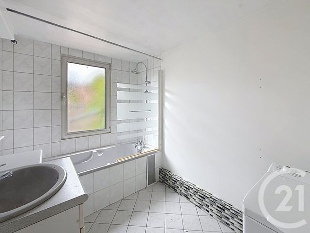 Appartement &agrave; vendre - 5 pi&egrave;ces - 96,14 m2 - Remiremont - 88 - LORRAINE