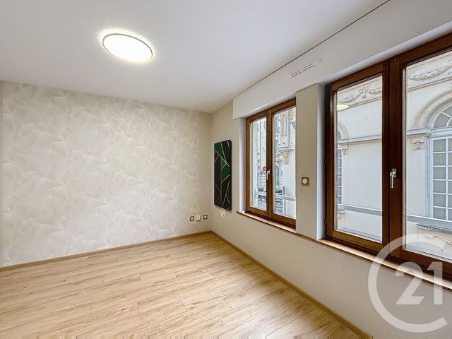 Appartement Studio &agrave; louer - 1 pi&egrave;ce - 18,02 m2 - Remiremont - 88 - LORRAINE