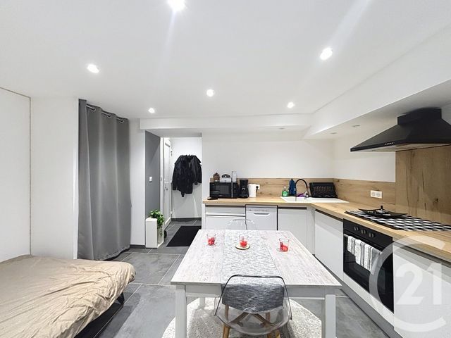 Appartement Studio &agrave; louer - 1 pi&egrave;ce - 20 m2 - Remiremont - 88 - LORRAINE