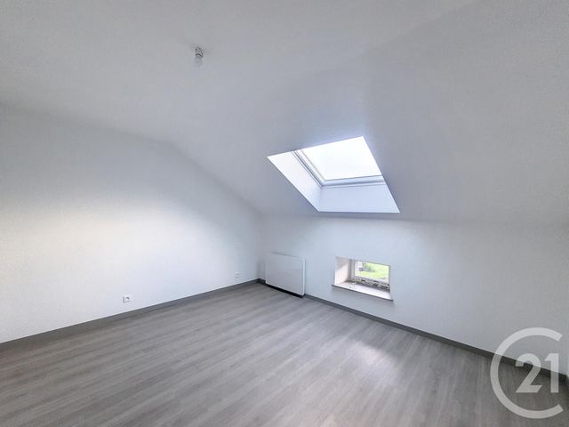 Appartement F4 &agrave; louer - 4 pi&egrave;ces - 85,79 m2 - Pouxeux - 88 - LORRAINE