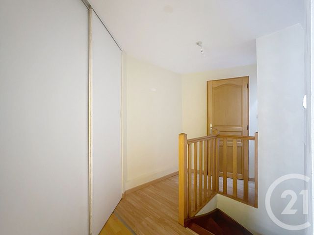 Appartement F4 &agrave; louer - 4 pi&egrave;ces - 71,92 m2 - Remiremont - 88 - LORRAINE