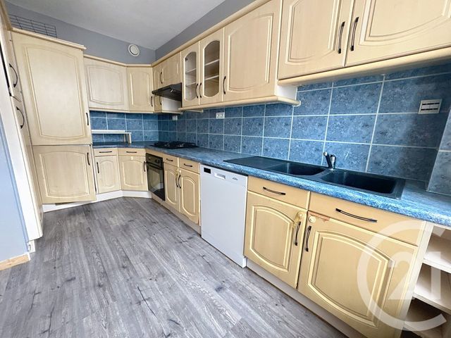 Appartement F4 &agrave; louer - 4 pi&egrave;ces - 71,92 m2 - Remiremont - 88 - LORRAINE