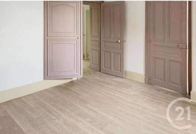 Appartement F3 &agrave; louer - 3 pi&egrave;ces - 80,72 m2 - Epinal - 88 - LORRAINE