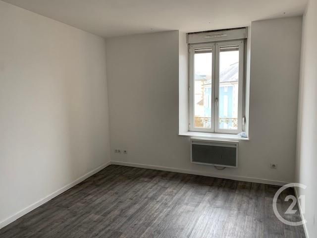 Appartement F3 &agrave; louer - 3 pi&egrave;ces - 61,81 m2 - Golbey - 88 - LORRAINE