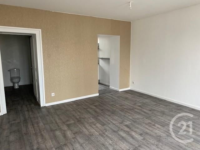 Appartement F3 &agrave; louer - 3 pi&egrave;ces - 61,81 m2 - Golbey - 88 - LORRAINE