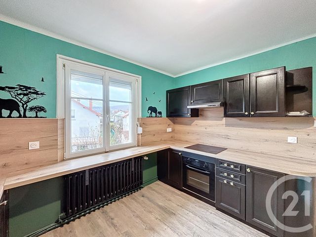 Appartement F3 &agrave; louer - 3 pi&egrave;ces - 71,97 m2 - Remiremont - 88 - LORRAINE