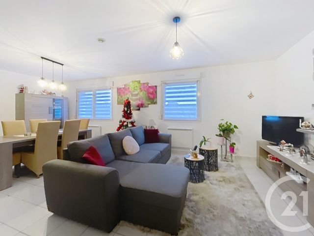 Appartement F3 &agrave; louer - 3 pi&egrave;ces - 87,58 m2 - Epinal - 88 - LORRAINE