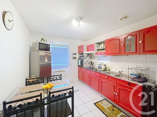 Appartement F3 &agrave; louer - 3 pi&egrave;ces - 87,58 m2 - Epinal - 88 - LORRAINE