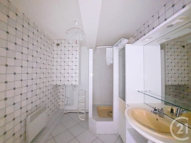 Appartement F2 &agrave; louer - 2 pi&egrave;ces - 45,72 m2 - Remiremont - 88 - LORRAINE