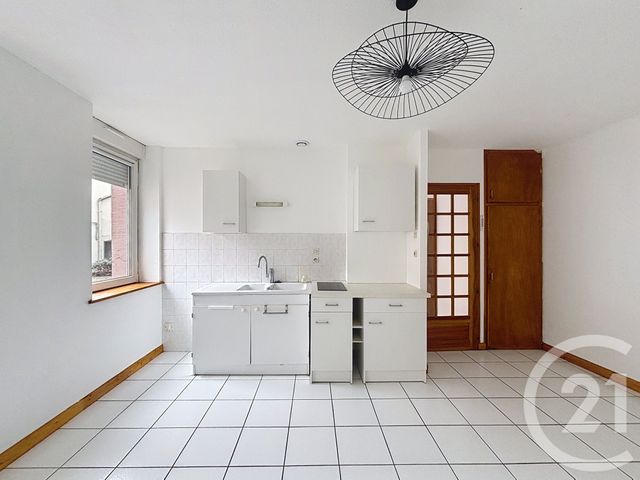 Appartement F2 &agrave; louer - 2 pi&egrave;ces - 39,83 m2 - Remiremont - 88 - LORRAINE