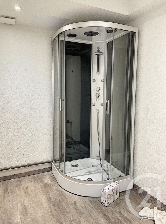 Appartement F3 &agrave; louer - 3 pi&egrave;ces - 62 m2 - Pouxeux - 88 - LORRAINE