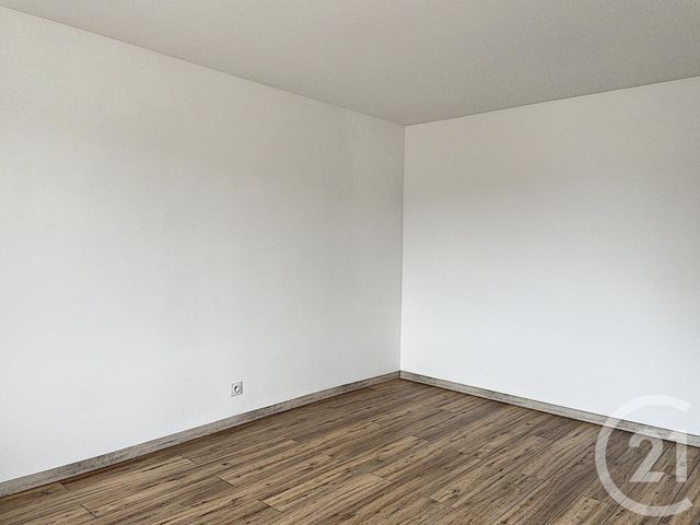 Appartement F3 &agrave; louer - 3 pi&egrave;ces - 62 m2 - Pouxeux - 88 - LORRAINE