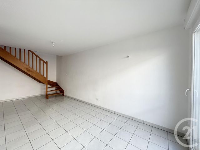 Appartement Duplex &agrave; louer - 2 pi&egrave;ces - 44,86 m2 - Remiremont - 88 - LORRAINE