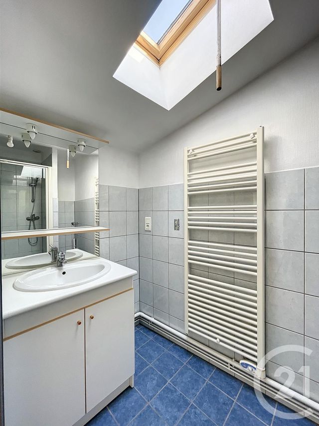 Appartement Duplex &agrave; louer - 2 pi&egrave;ces - 44,86 m2 - Remiremont - 88 - LORRAINE