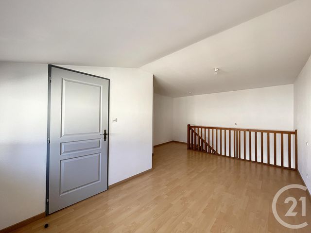 Appartement Duplex &agrave; louer - 2 pi&egrave;ces - 44,86 m2 - Remiremont - 88 - LORRAINE