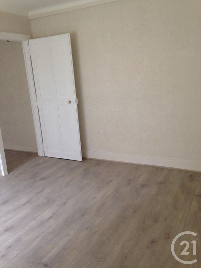 Appartement F2 &agrave; louer - 2 pi&egrave;ces - 41,11 m2 - Epinal - 88 - LORRAINE