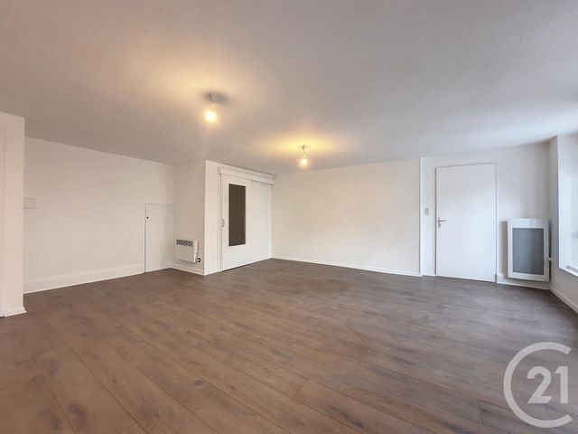 Appartement F6 &agrave; louer - 7 pi&egrave;ces - 182,46 m2 - Remiremont - 88 - LORRAINE