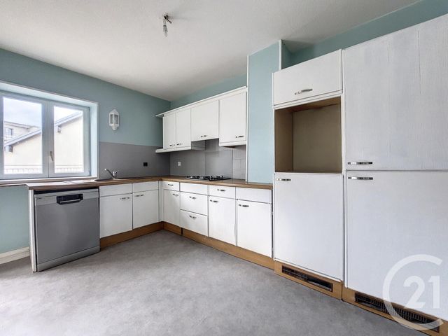 Appartement F6 &agrave; louer - 7 pi&egrave;ces - 182,46 m2 - Remiremont - 88 - LORRAINE