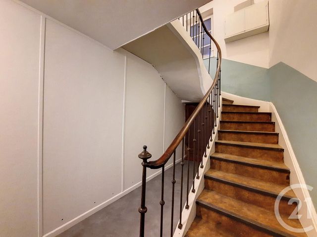 Appartement F6 &agrave; louer - 7 pi&egrave;ces - 182,46 m2 - Remiremont - 88 - LORRAINE