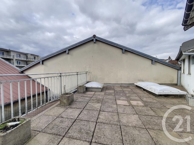 Appartement F6 &agrave; louer - 7 pi&egrave;ces - 182,46 m2 - Remiremont - 88 - LORRAINE