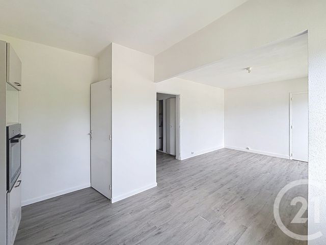 Appartement F4 &agrave; louer - 4 pi&egrave;ces - 66,34 m2 - Le Thillot - 88 - LORRAINE